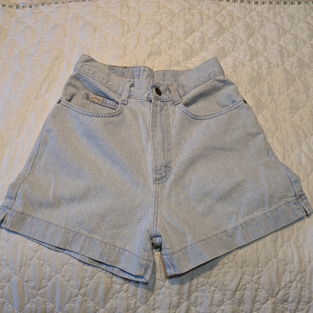 Women's riders denim shorts